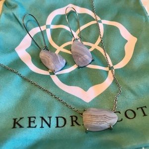 Kendra Scott necklace and earrings